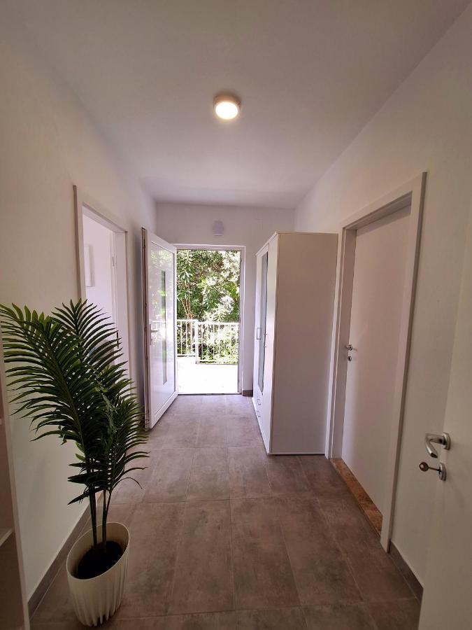Apartment Ivy Mlini Buitenkant foto